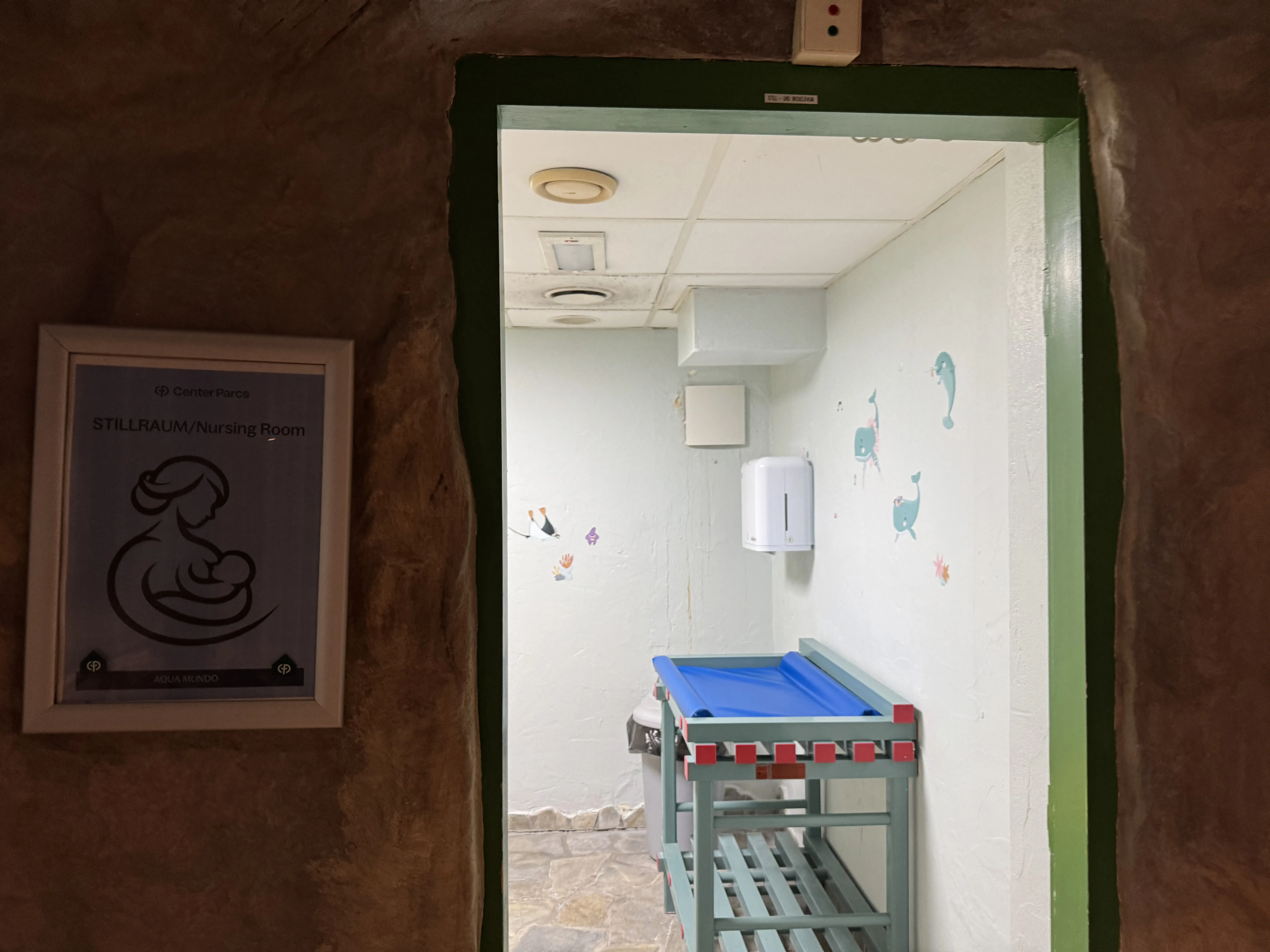 Der Wickelraum im Aqua Mundo – praktisch für Babys