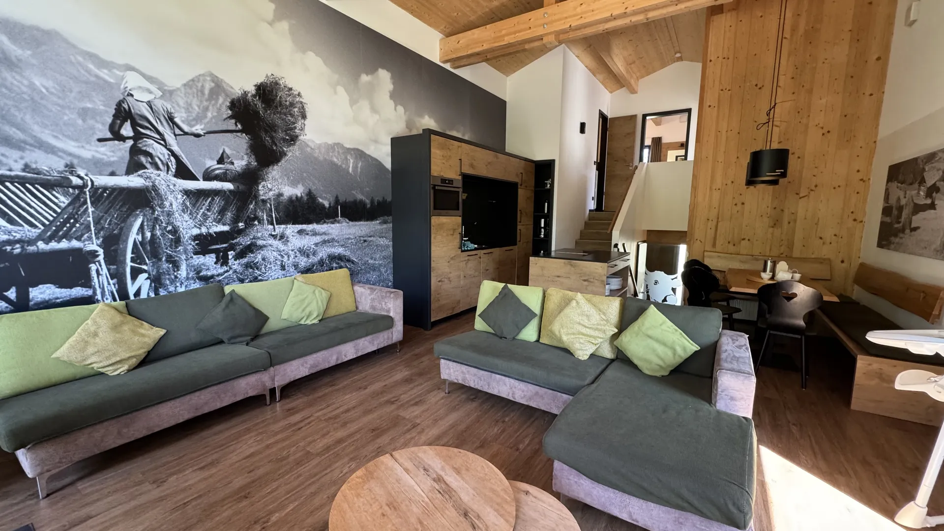 Couches im Exclusive-Ferienhaus, ausgelegt für acht Personen
