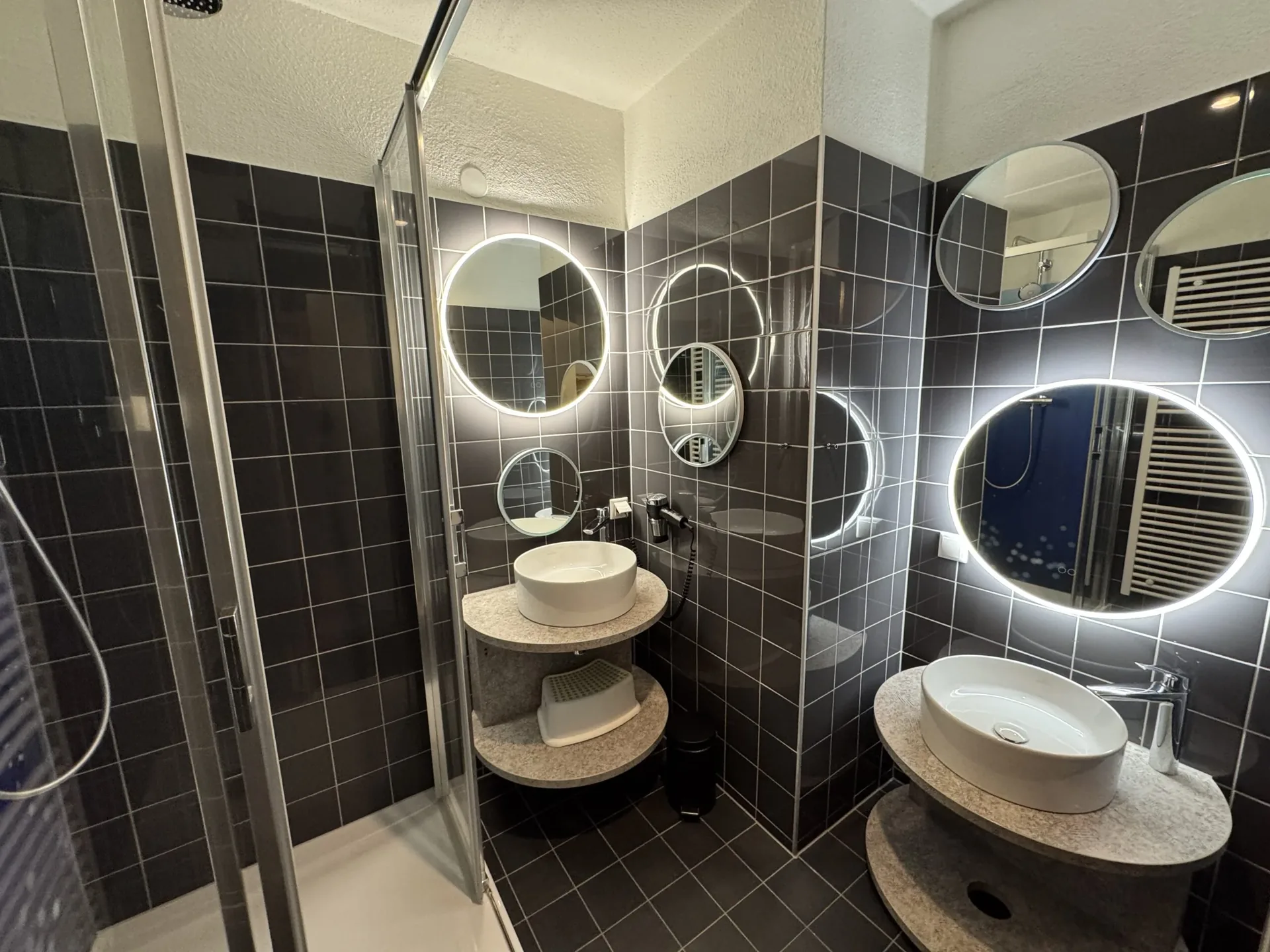Badezimmer im Erdgeschoss