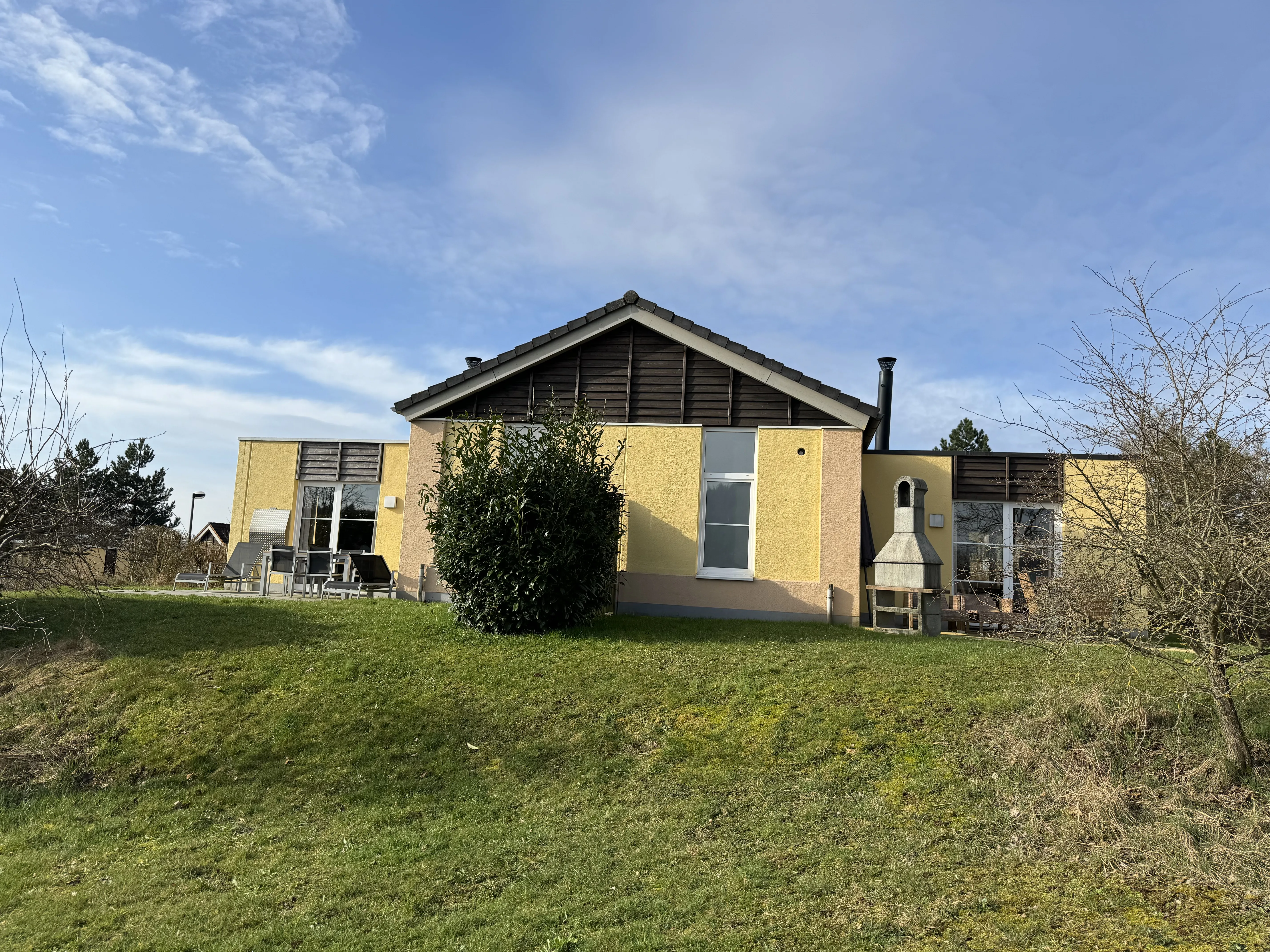 VIP-Ferienhaus mit großem Garten – deutlich mehr Grundstück als bei Comfort oder Premium