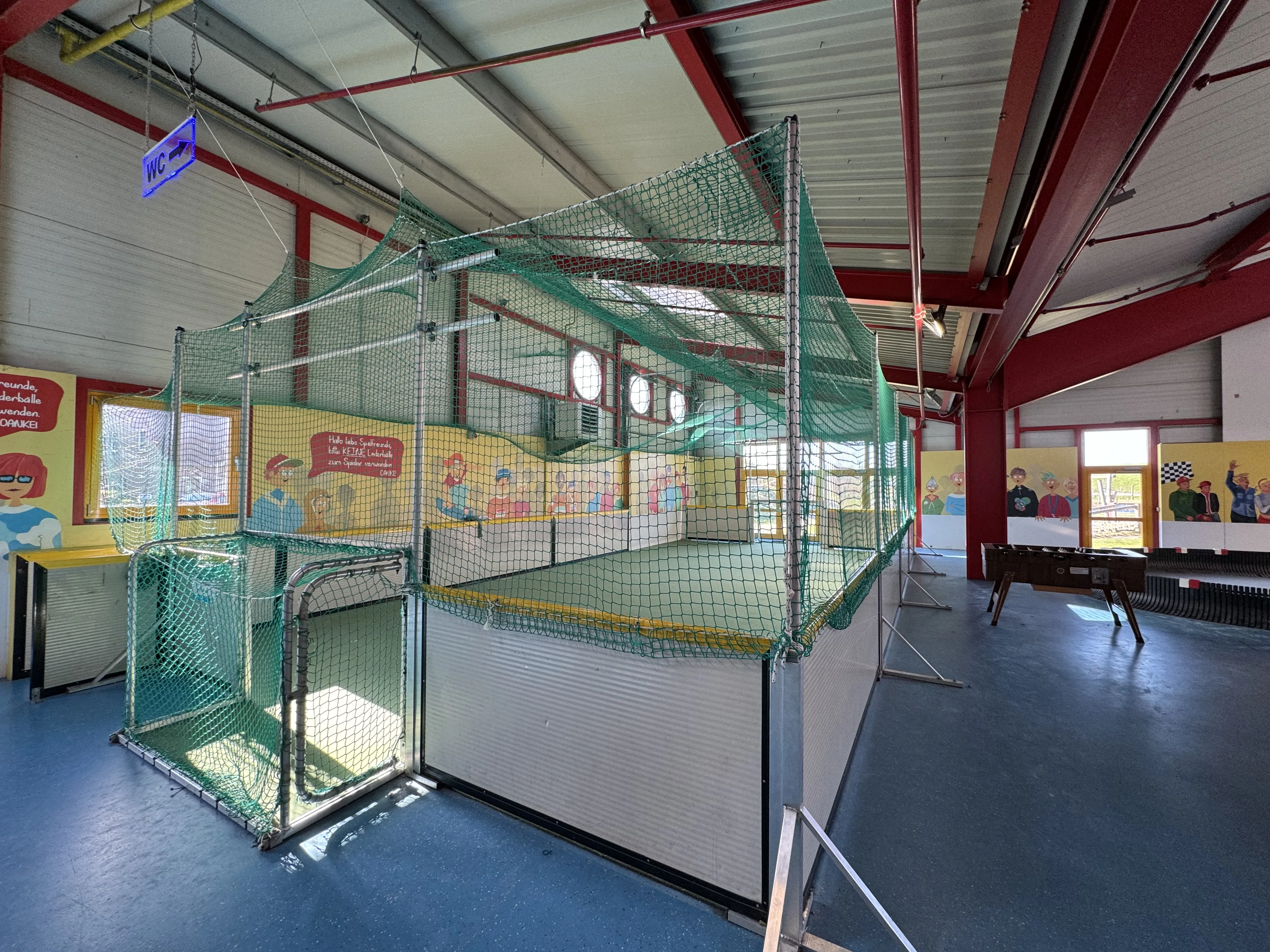 Trampoline und Hüpfburgen zum Austoben