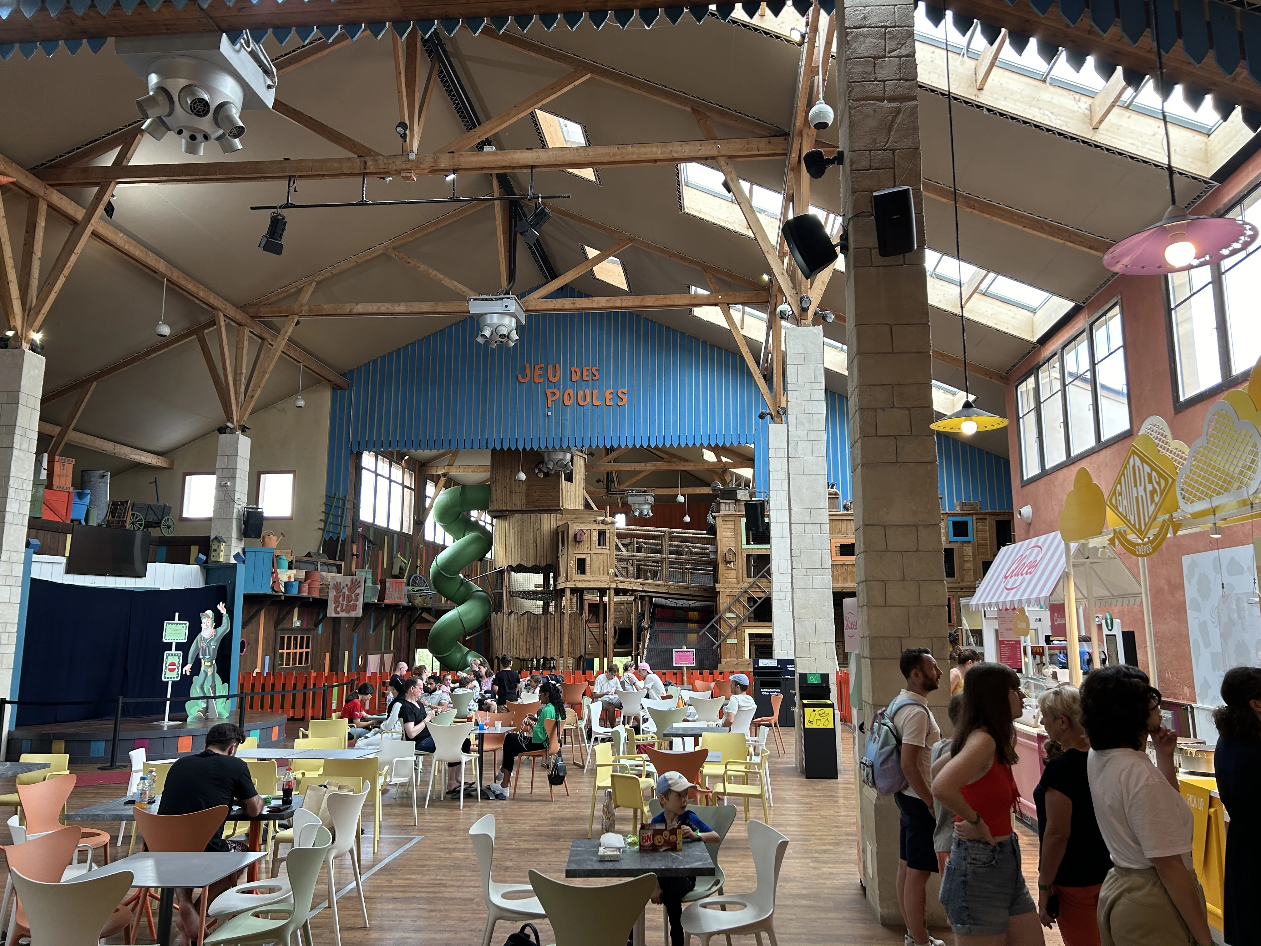 Der große Kletter- und Rutschbereich der Baluba