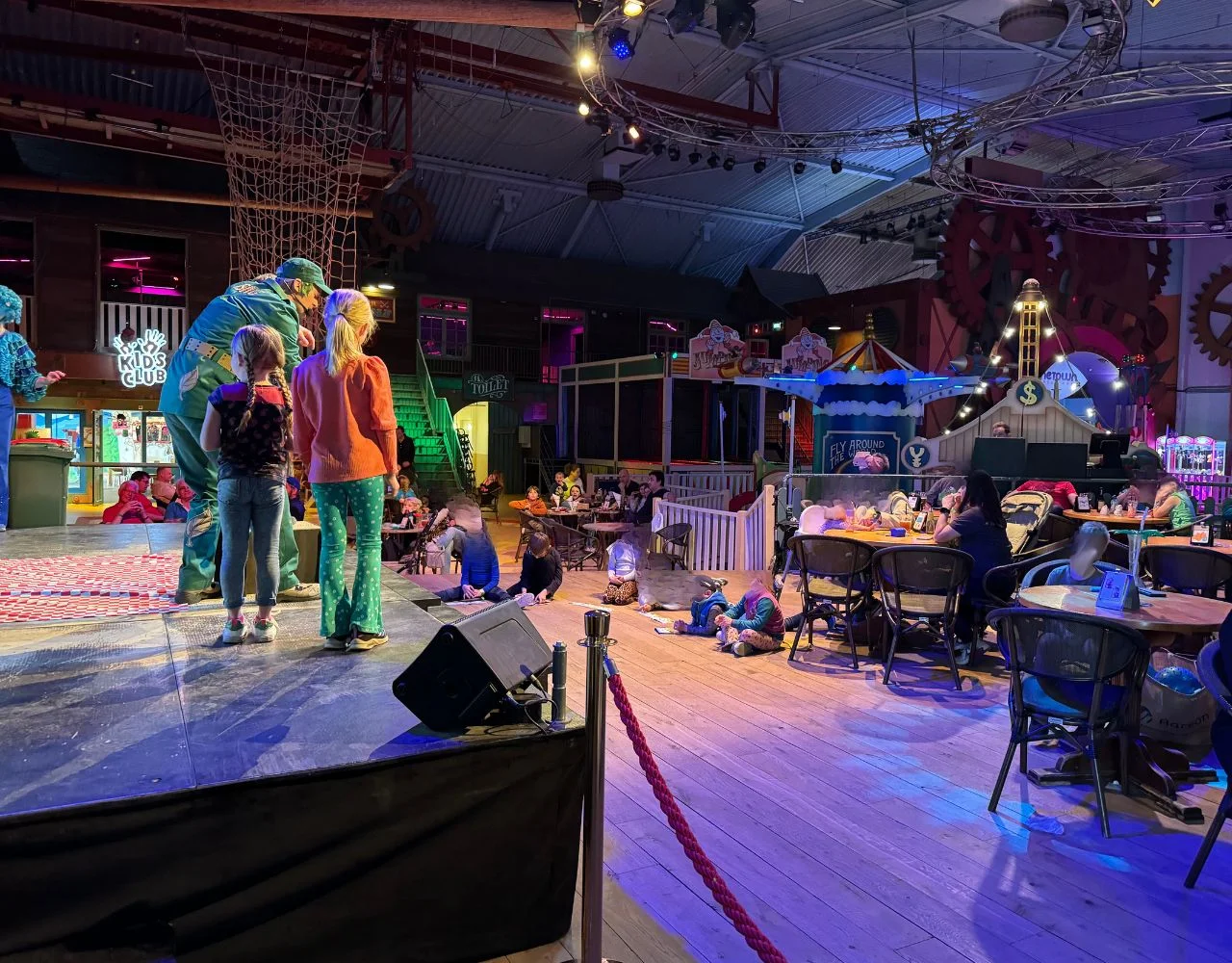 Die Ferienhäuser am See im Center Parcs De Huttenheugte