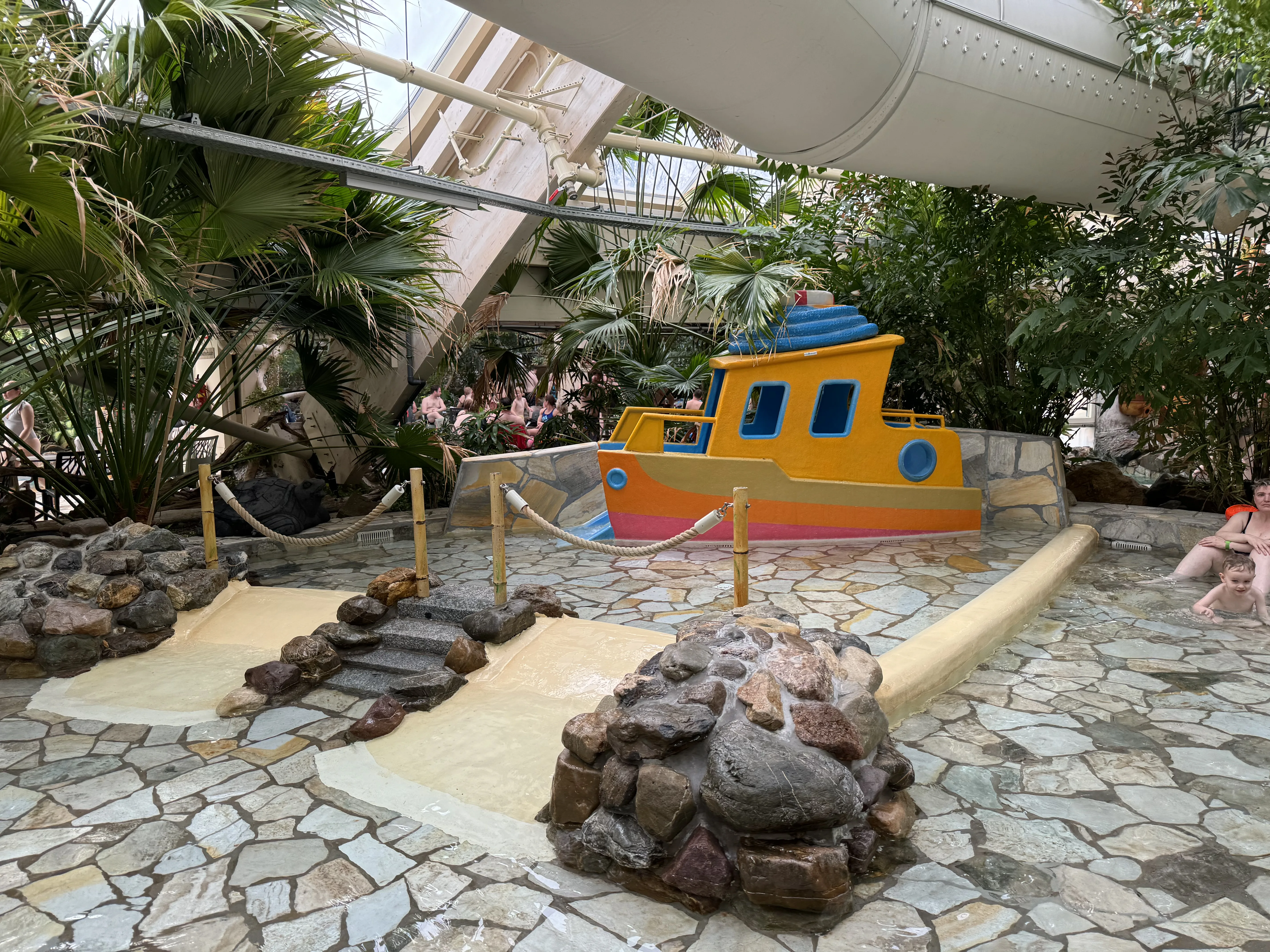 Der kleine Kinderspielbereich im Aqua Mundo