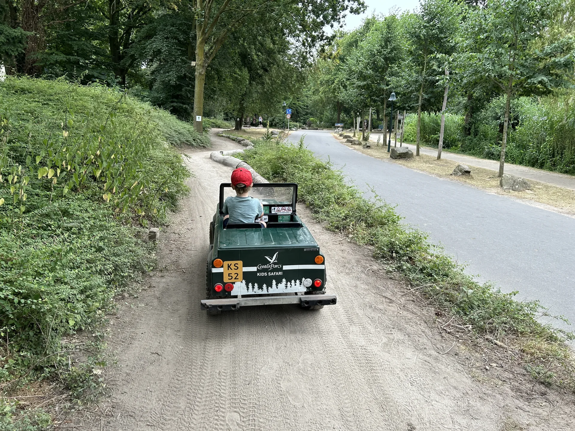 Der Große bei der Kids-Safari im Safari-Jeep