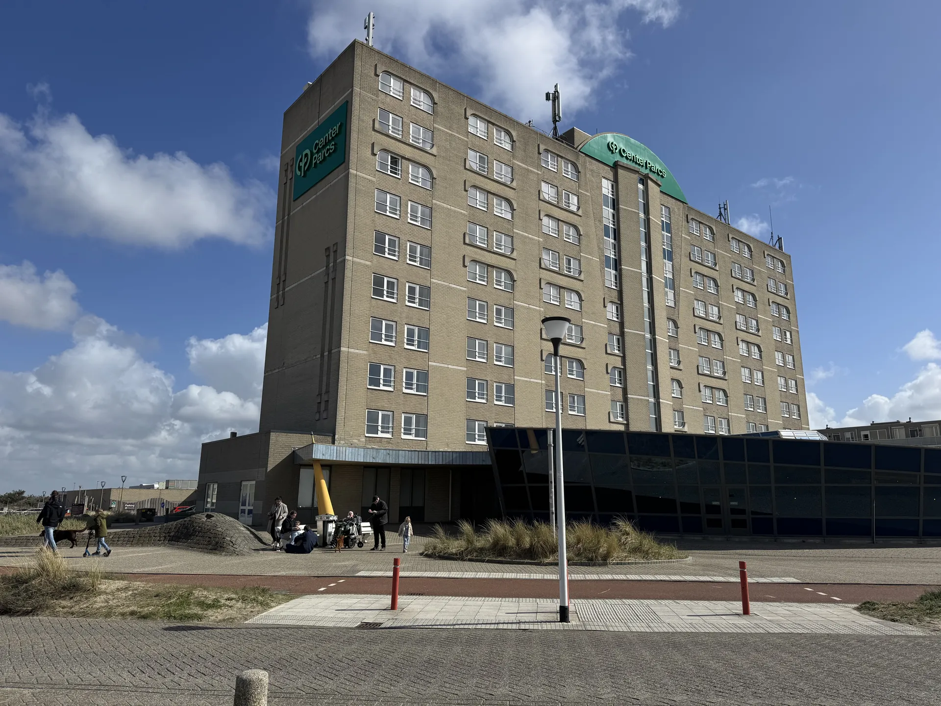 Das Center Parcs Strandhotel direkt an der Promenade