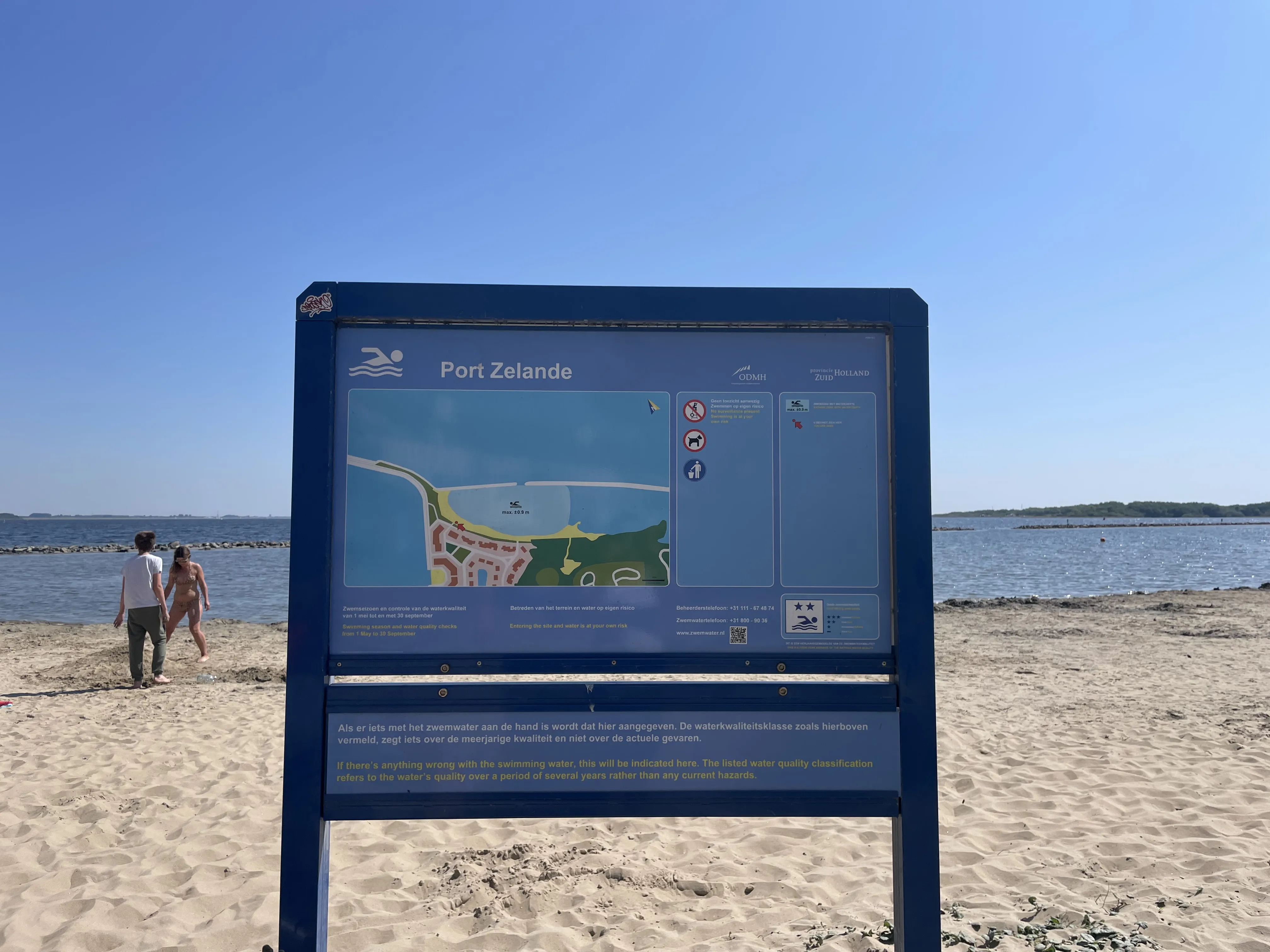 Das Schild am Grevelingenmeer-Strand