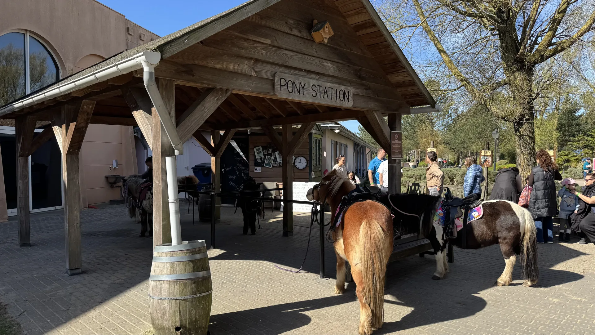 Pony-Station im Center Parcs Port Zélande