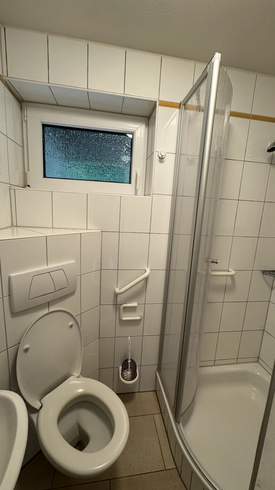 Duschbad im Ferienhaus 94 - kompakt und funktional