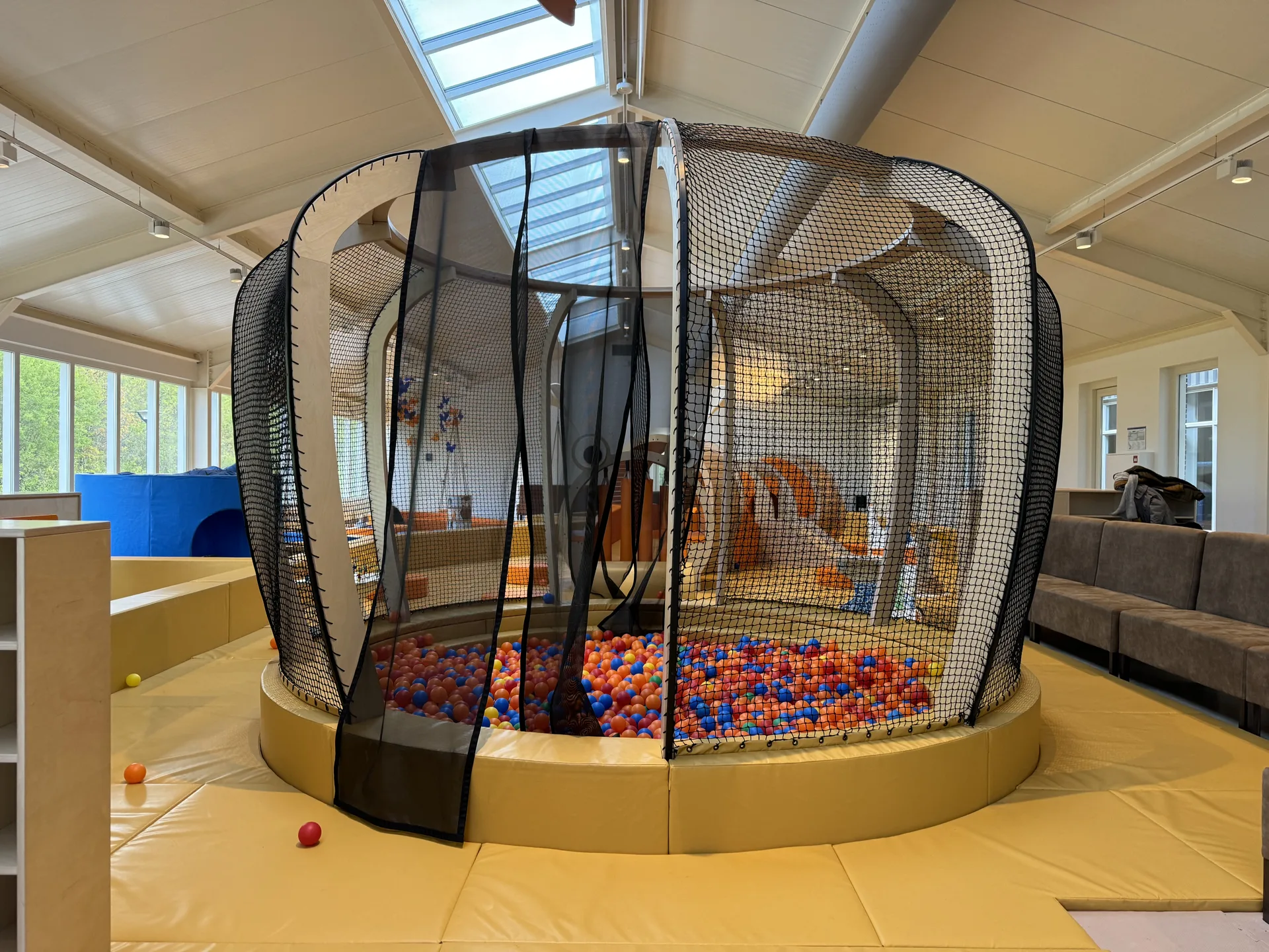 Separater Indoorbereich nur für Kleinkinder