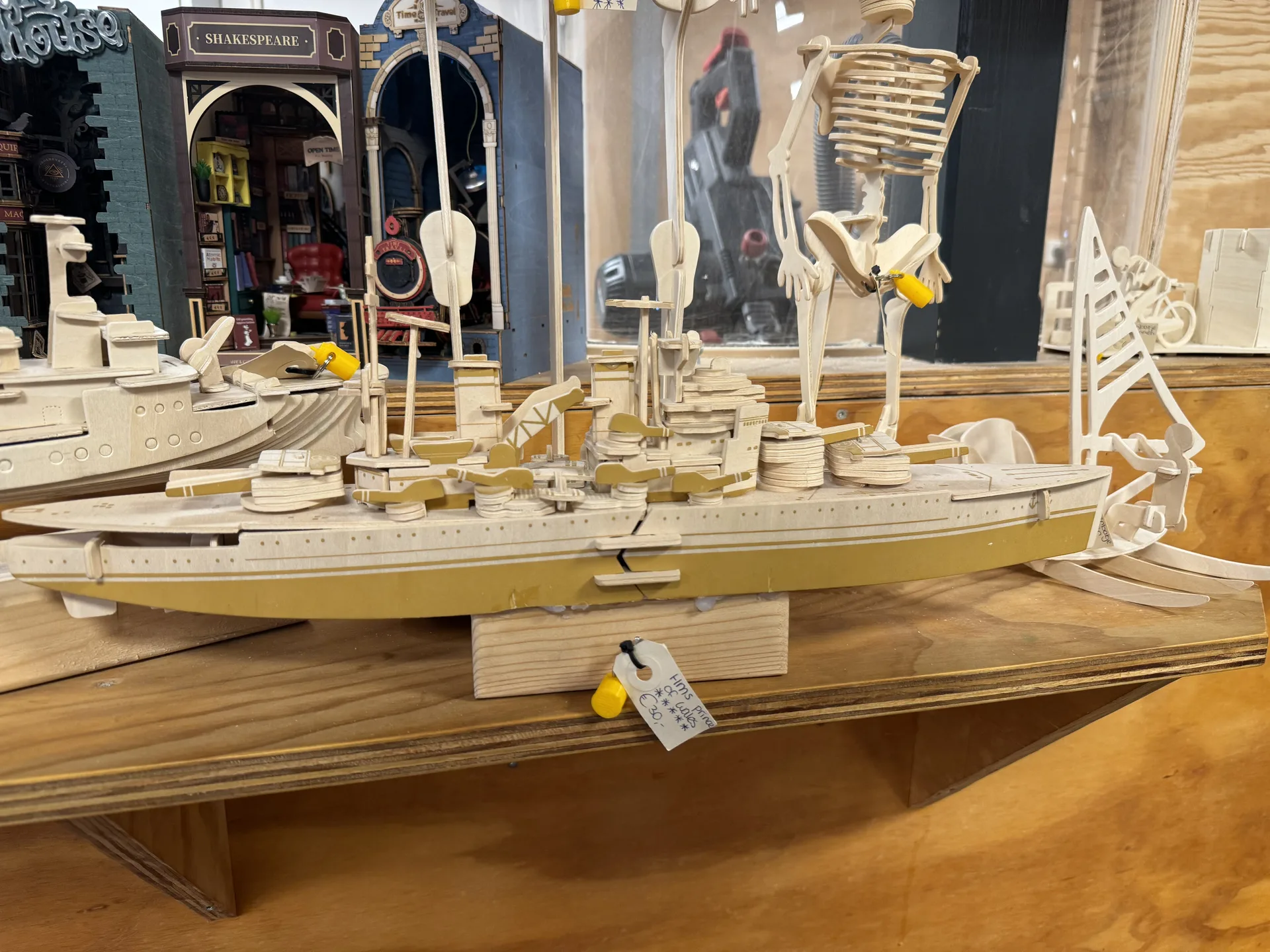 Große Modelle zum Nachbauen – vom Segelboot bis zum Piratenschiff