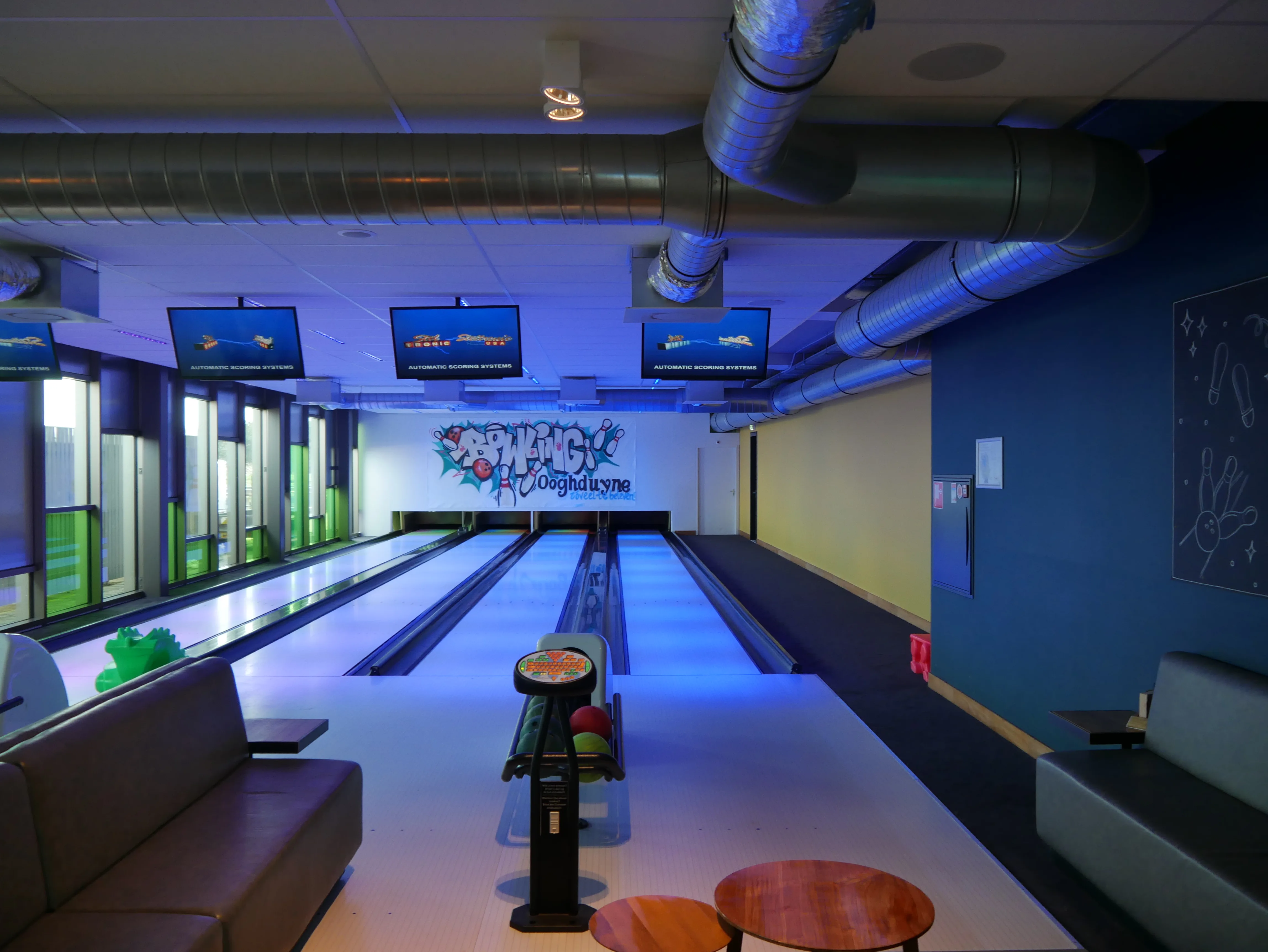 Die Bowlingbahn im Zentralgebäude