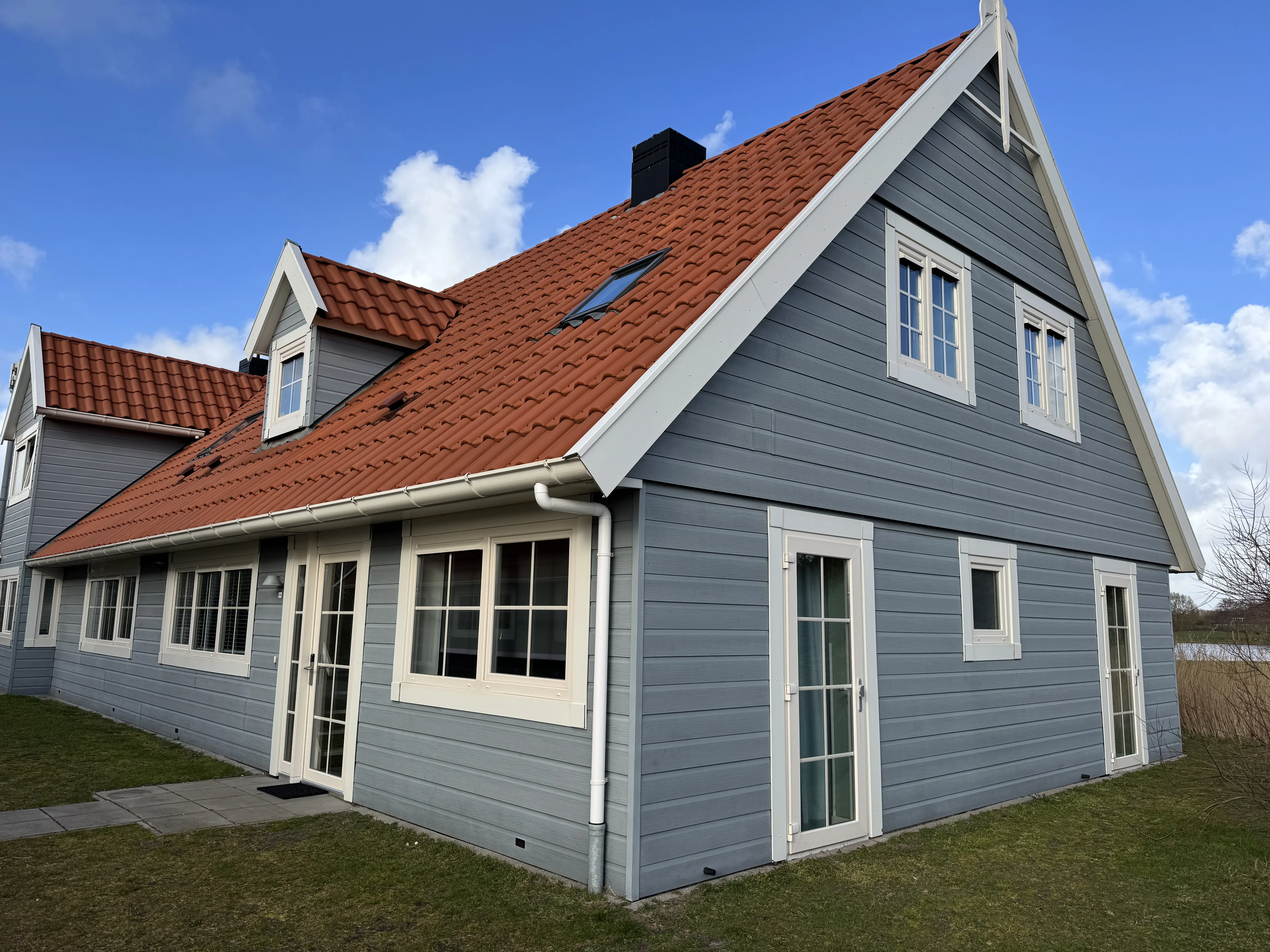 Neuere Unterkünfte für große Gruppen