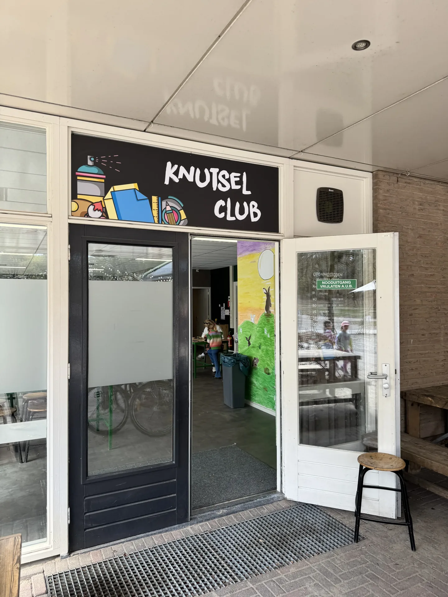 Bastelclub im Landal Rabbit Hill von außen
