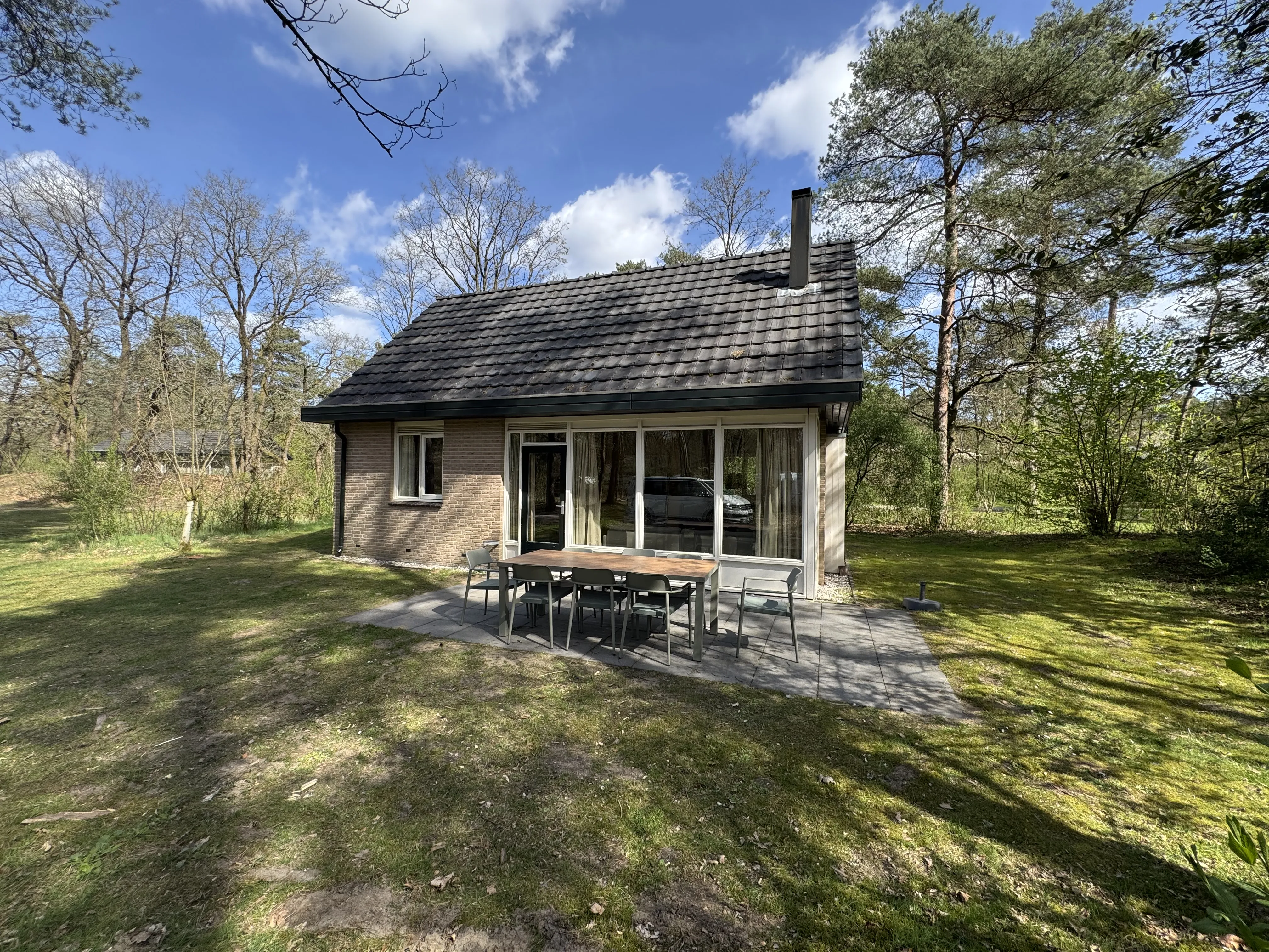 Freistehende Ferienhäuser im Wald des Landal Rabbit Hill
