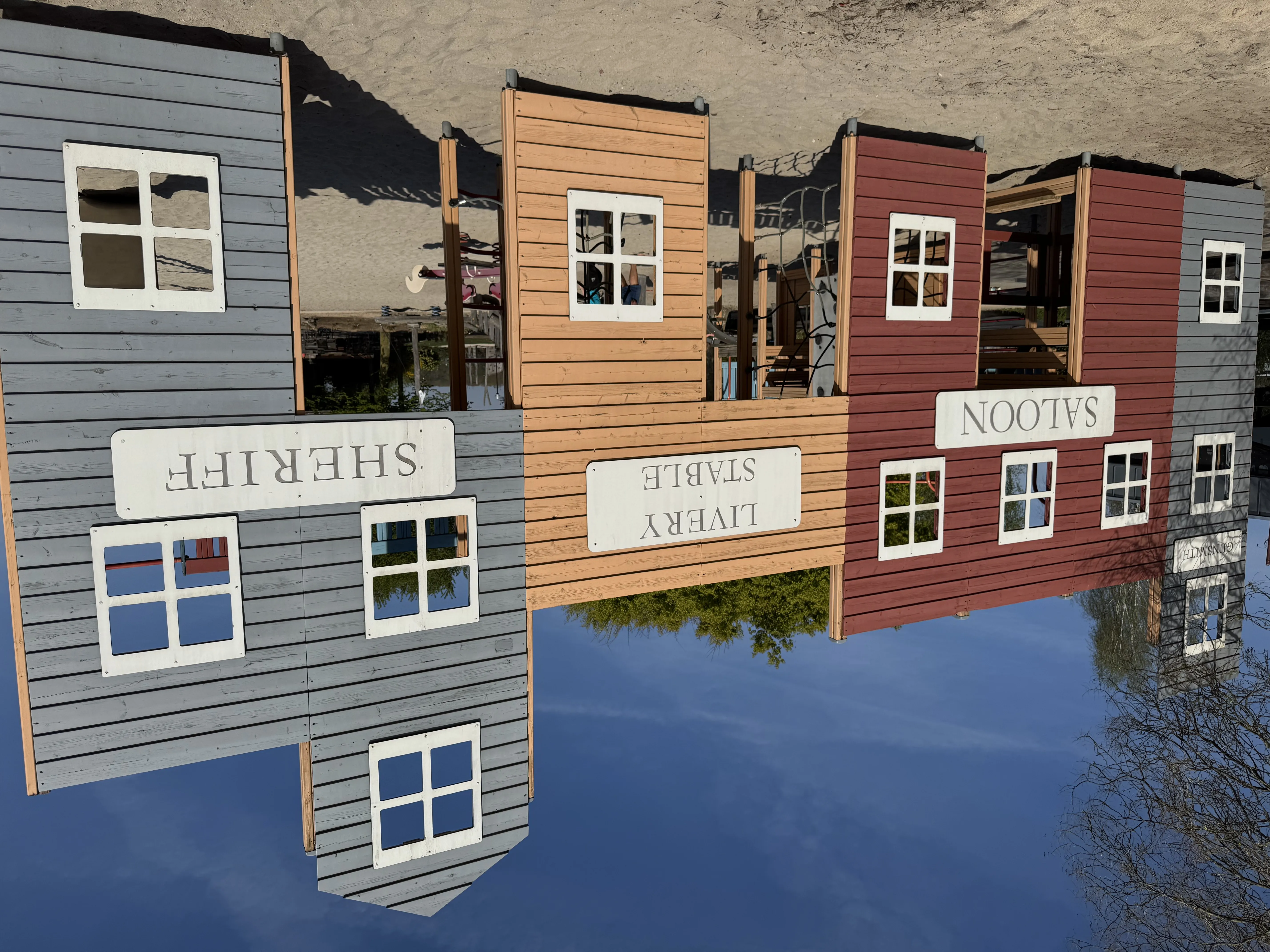 Western-Spielhäuser mit Sheriff, Livery Stable und Saloon